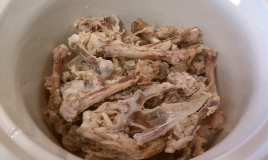 Easy Crock Pot Bone Broth