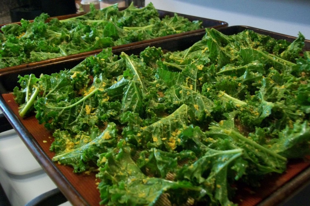 Cheesy Kale Chips