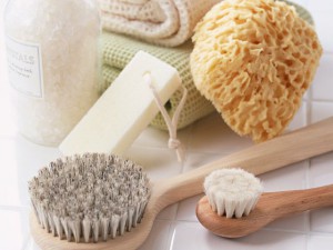 How to Dry Skin Brush