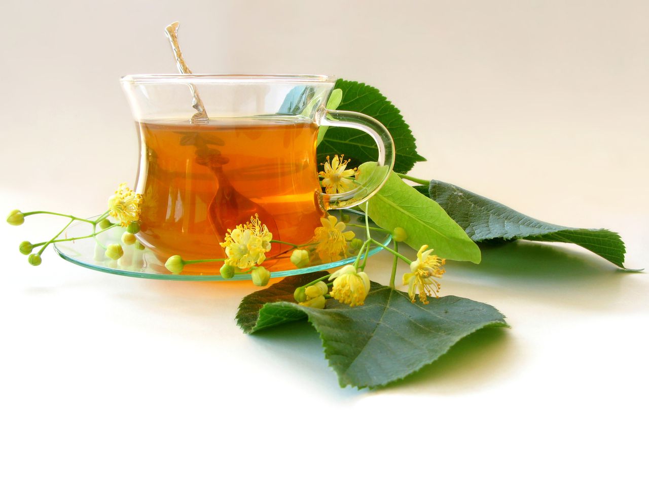 Beat a Cold or Flu Fast-Herbal Tea