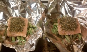 Pesto Salmon and Asparagus Packets-Recipe