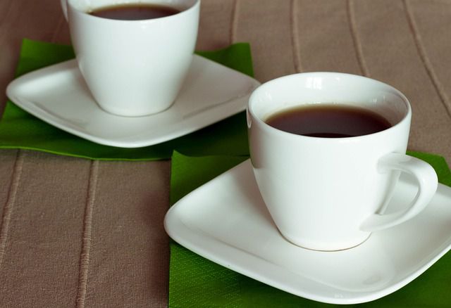 4 Healthy Alternatives to Coffee-Tea