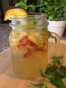 Easy Summer Cocktails-Peach Mint Julep